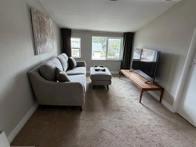 Furnished Finder property 984688_2 photo 9
