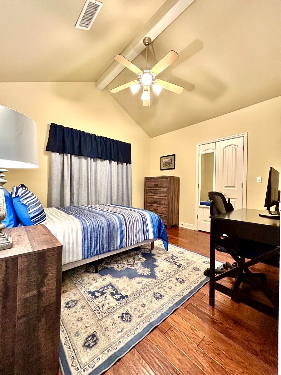 Bedroom #3 with Full-Size Bed, Desk and Office Chair