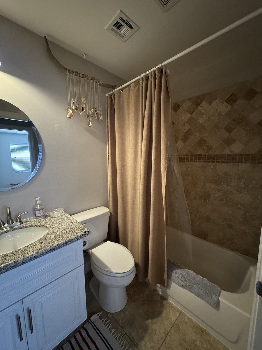 Furnished Finder property 984700_1 photo 15