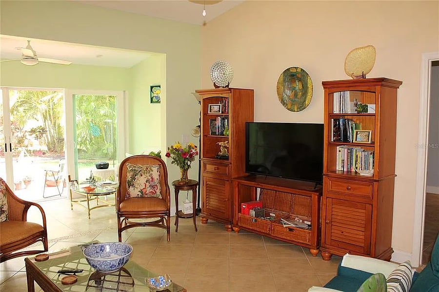 Furnished Finder property 984786_1 photo 8