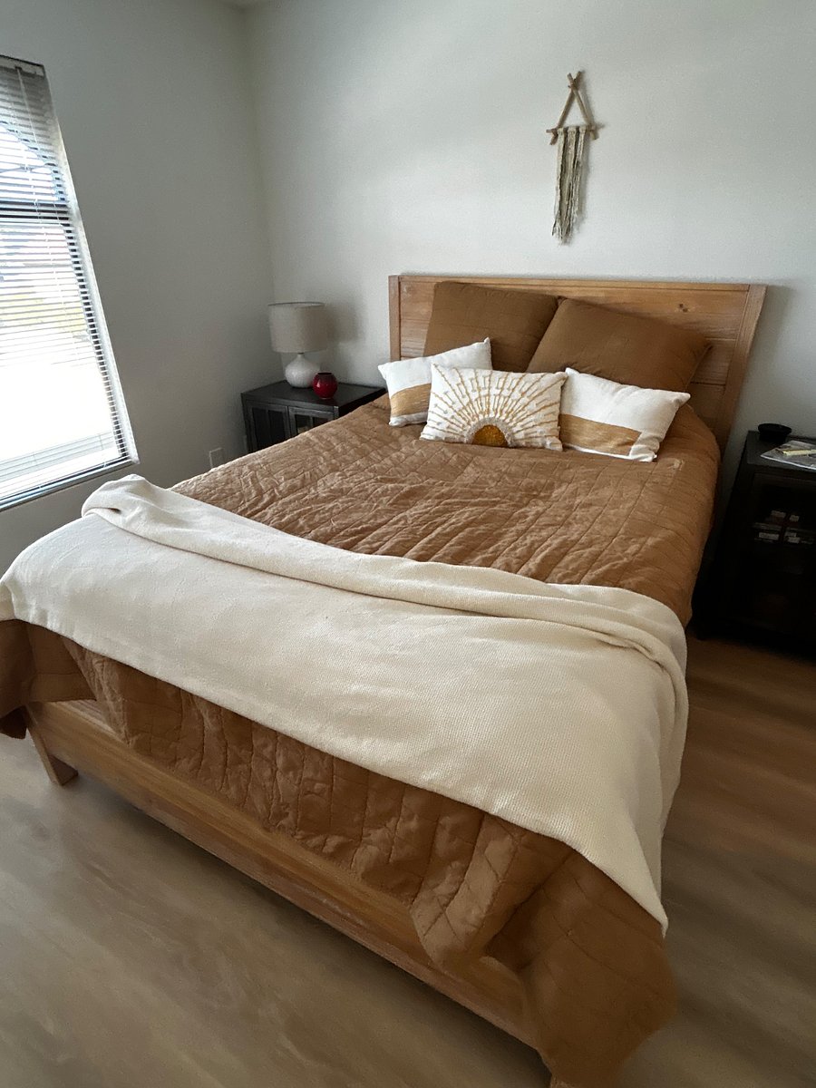 Furnished Finder property 984801_1 photo 11