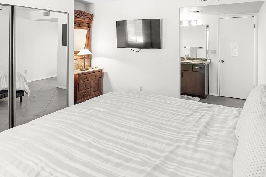 Master  Bedroom