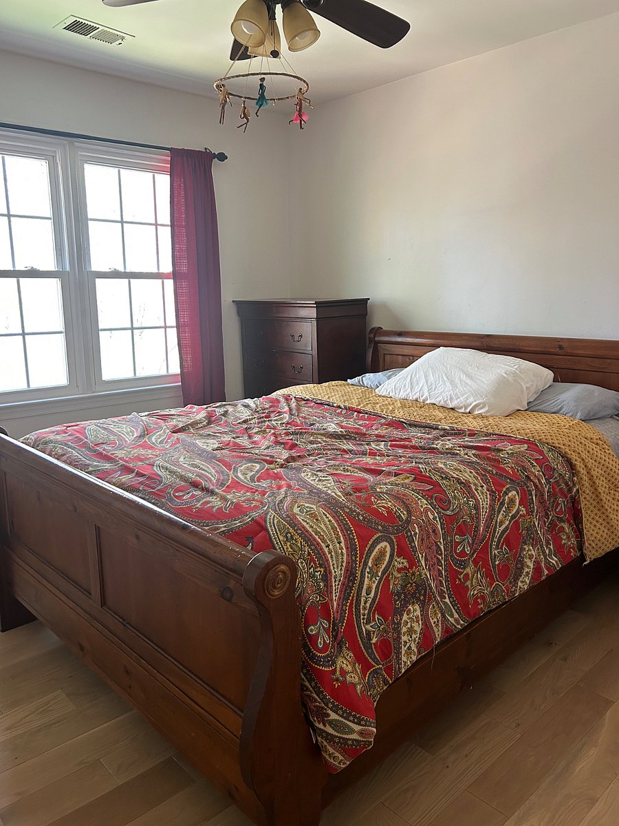 Upper Level Bedroom