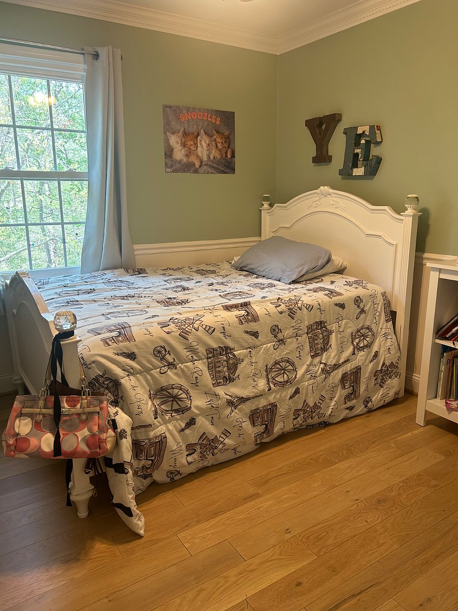 Upper Level Bedroom