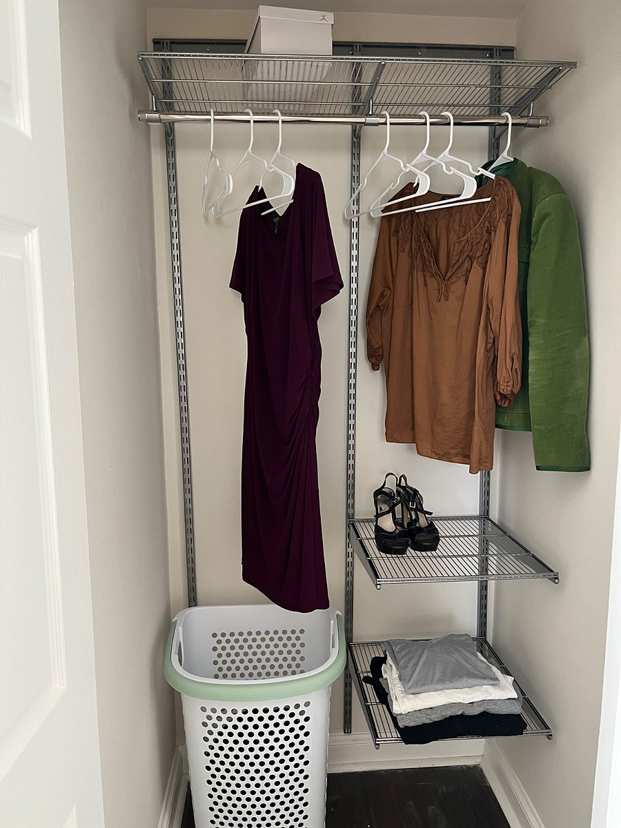 Master - clothes storage