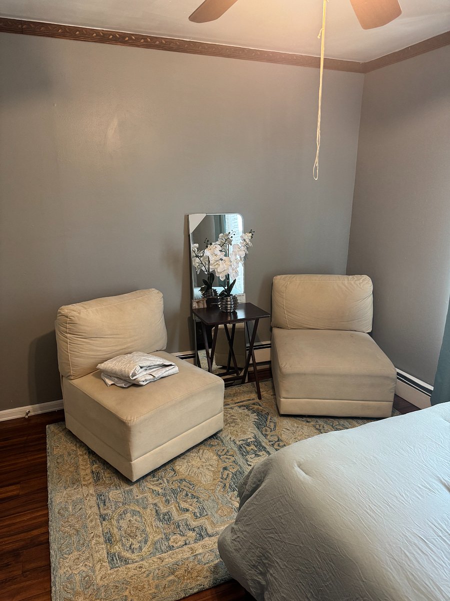 Sitting Area