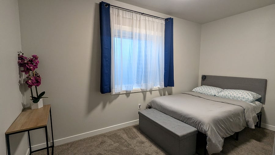 Full bed with warmer