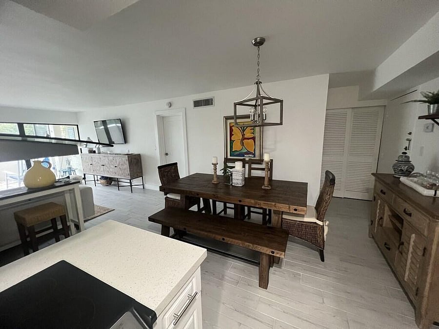 Furnished Finder property 985101_1 photo 5