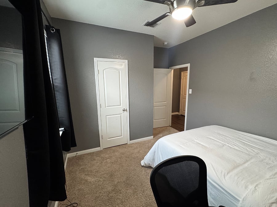 Furnished Finder property 985142_1 photo 22
