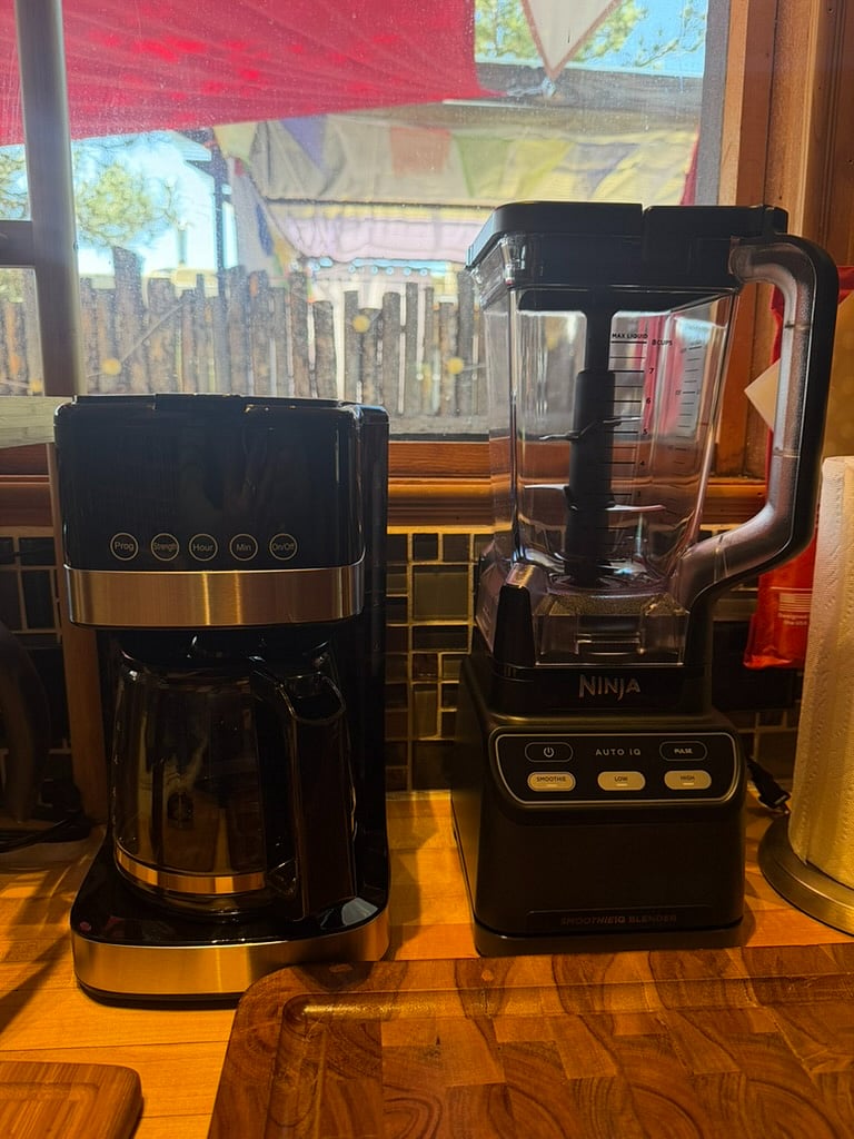 Coffee Maker and Smoothie Blender