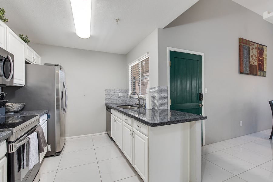 Furnished Finder property 985202_1 photo 9