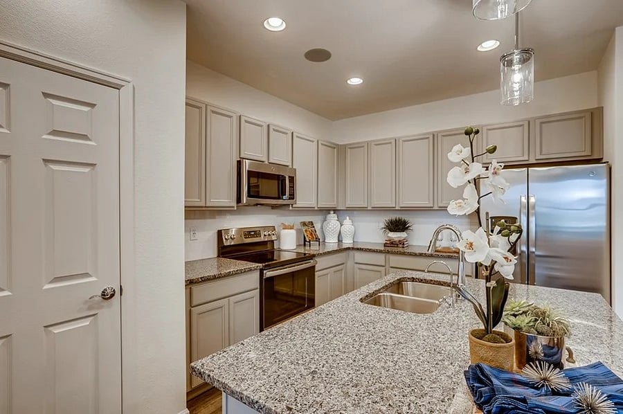 Furnished Finder property 985261_1 photo 12