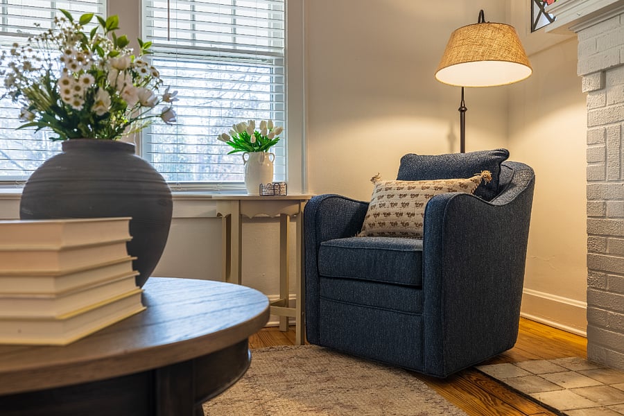 Comfortable furnishing make the cottage move-in ready!