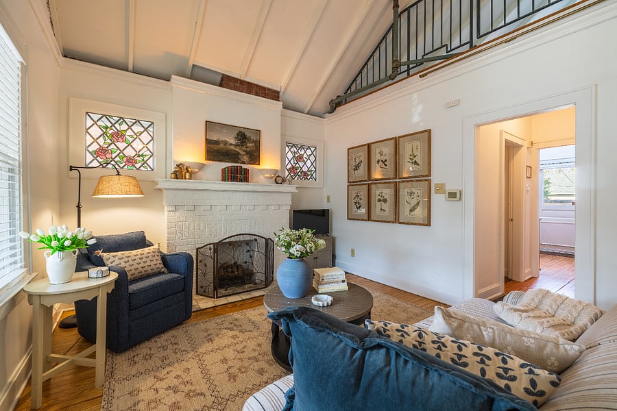 Comfortable furnishing make the cottage move-in ready!