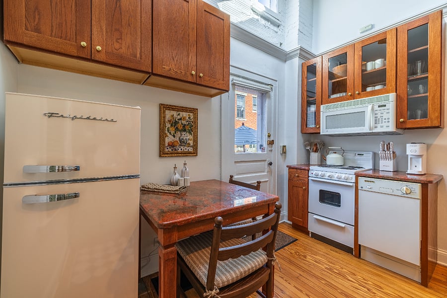 The large, well stocked kitchen makes meals and clean up easy