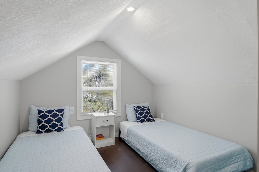 Upper Bedroom