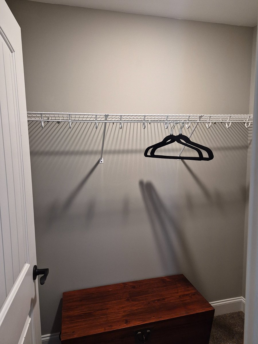 Walk-in closet