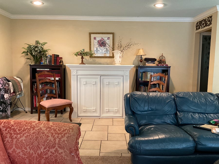 Living area #1