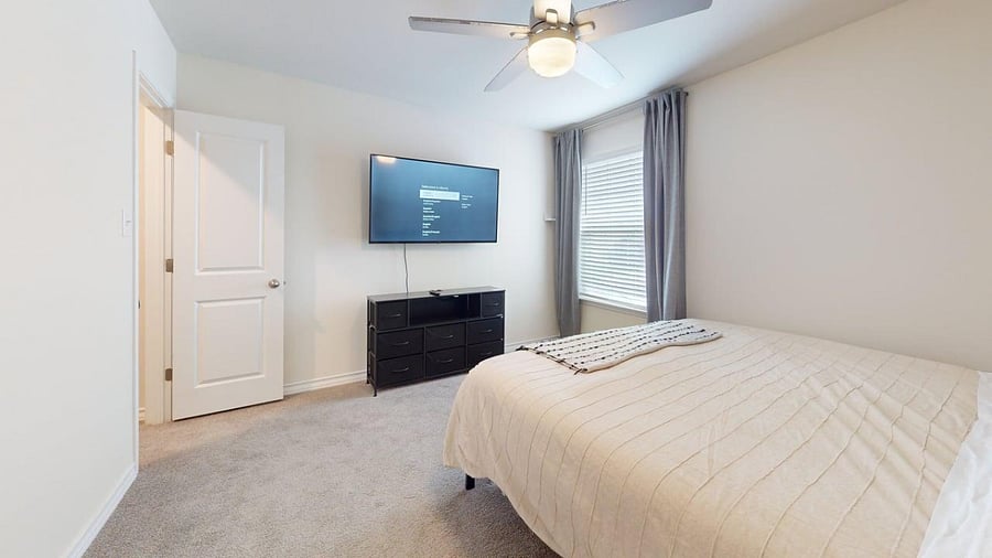 Furnished Finder property 985400_1 photo 33