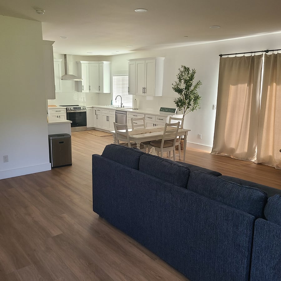 Furnished Finder property 985413_1 photo 9