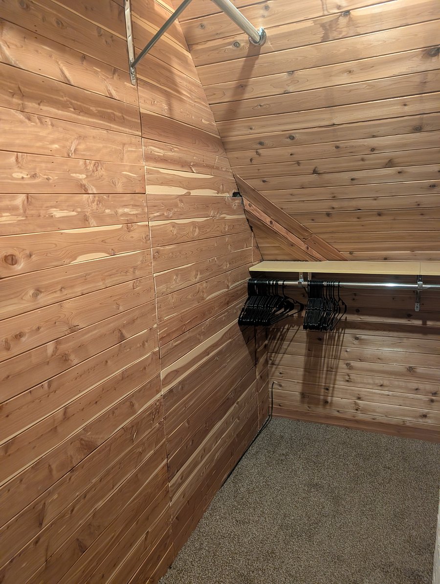 Third-story walk-in closet