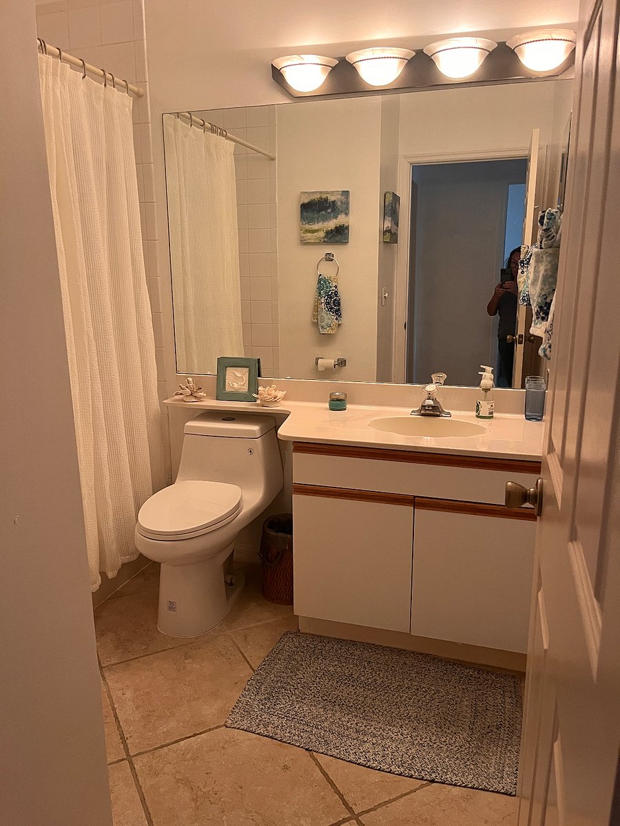 Second bathroom