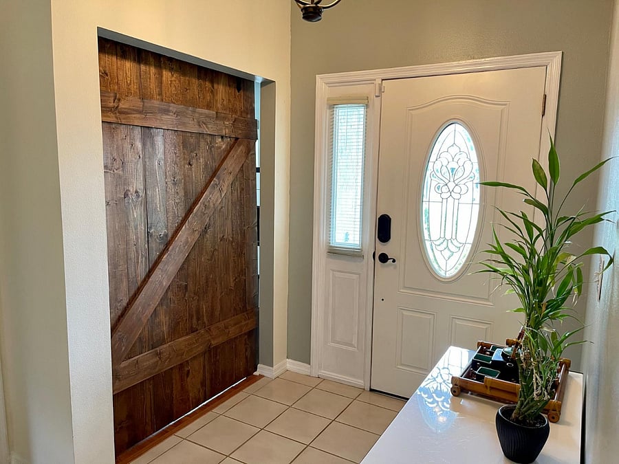 Main entryway (front door)