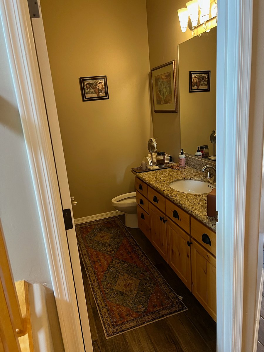 powder room main level