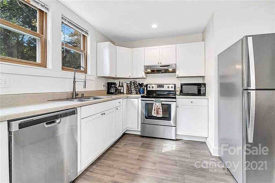 Furnished Finder property 985632_1 photo 3