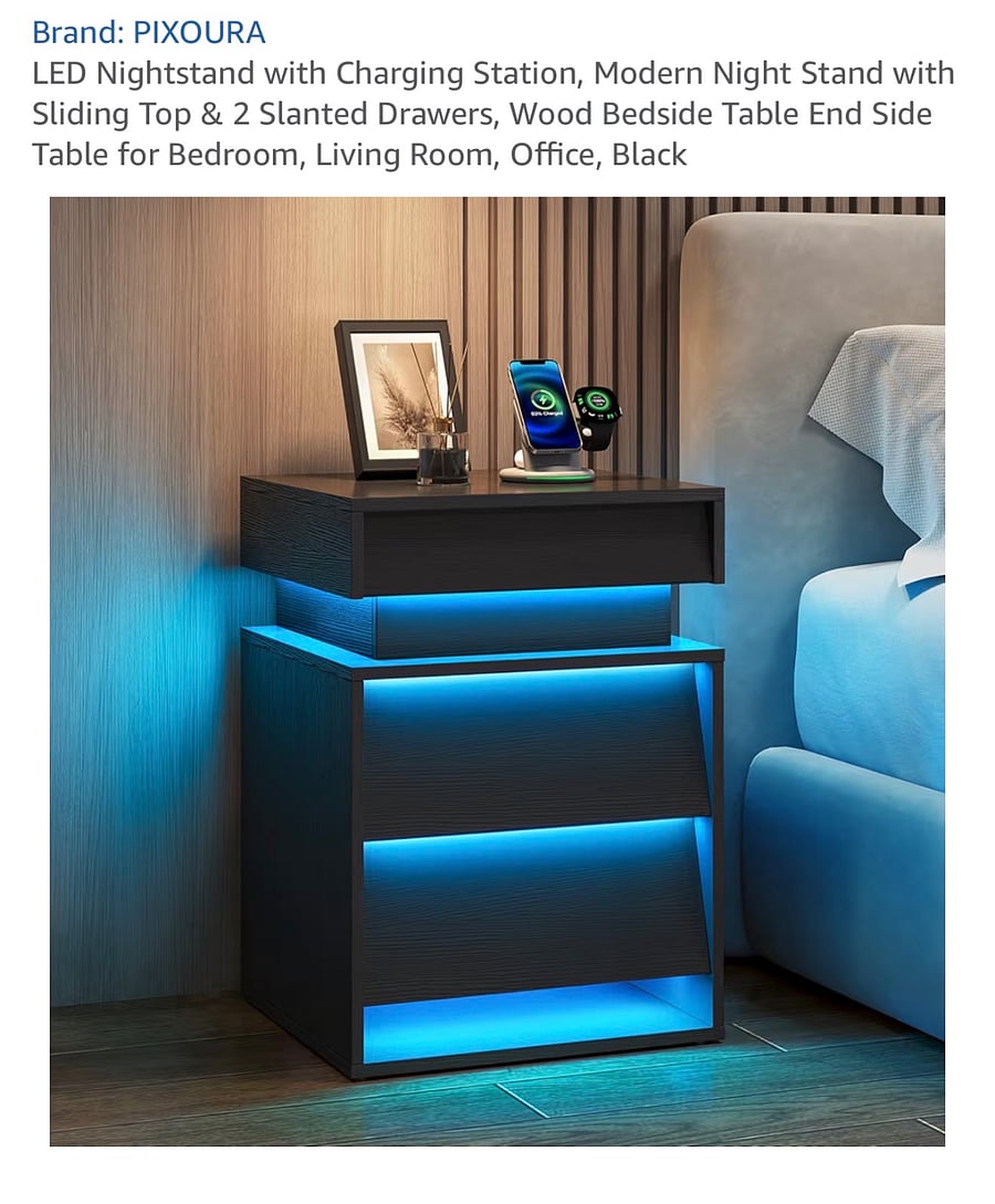 Room furnished - Night Stand with Lamp
