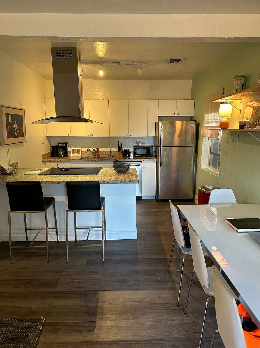 Furnished Finder property 985694_1 photo 12
