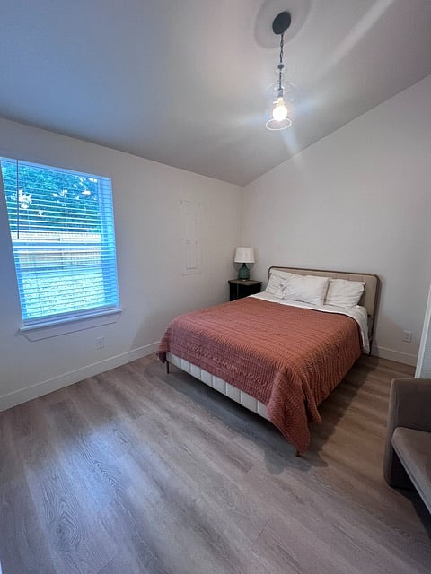 Furnished Finder property 985740_1 photo 9