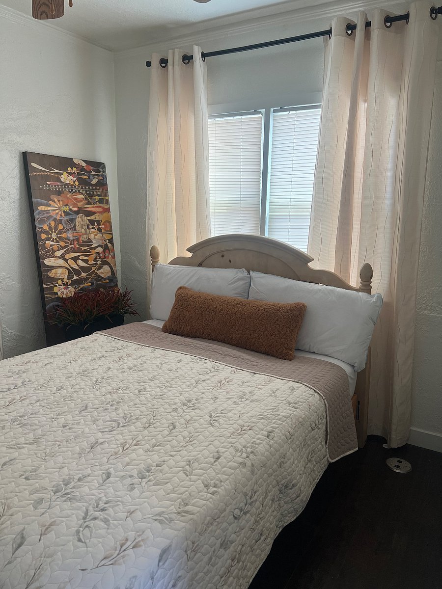Furnished Finder property 985758_1 photo 7