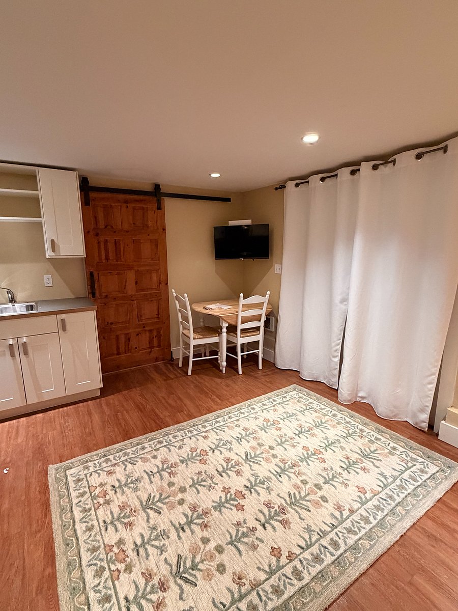 Furnished Finder property 985760_1 photo 6