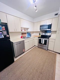 Furnished Finder property 985791_1 photo 9
