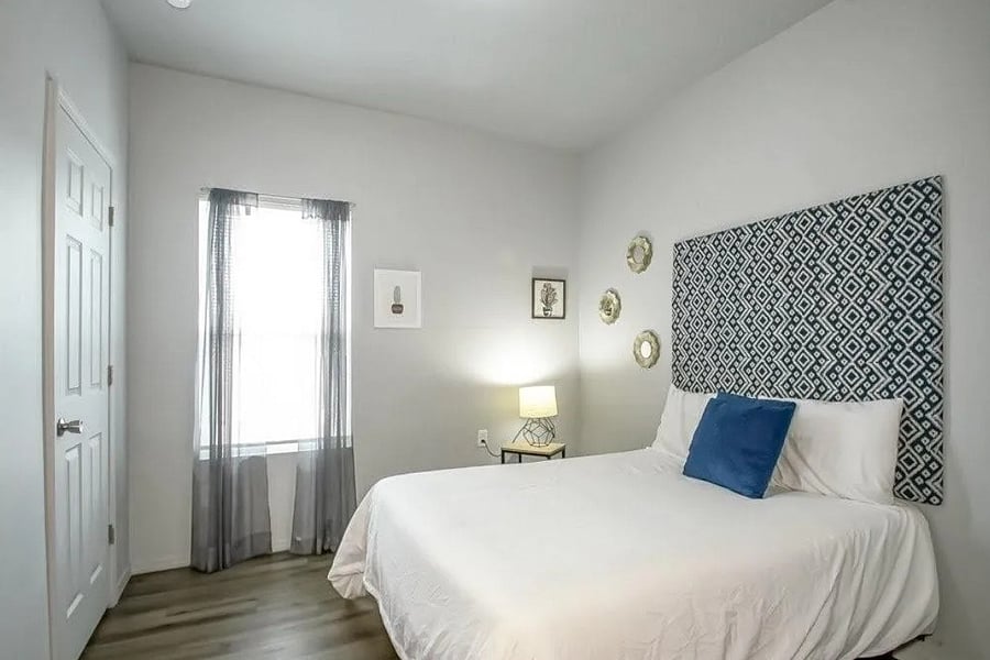 Furnished Finder property 985797_1 photo 8