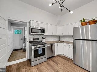 Furnished Finder property 985804_1 photo 12