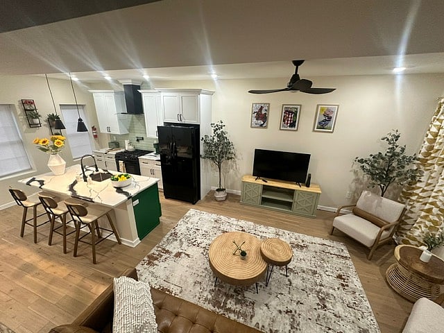 Furnished Finder property 985806_1 photo 16