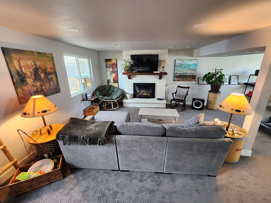 Den/Lower Living Room
