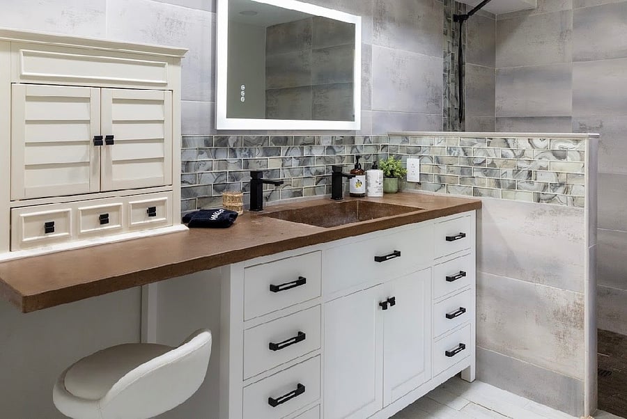 Ensuite with Walk-In Shower (2 Shower Heads) and tons of Closet Space