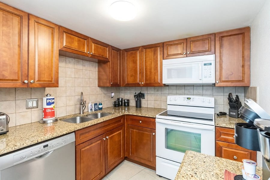 Furnished Finder property 985831_1 photo 9
