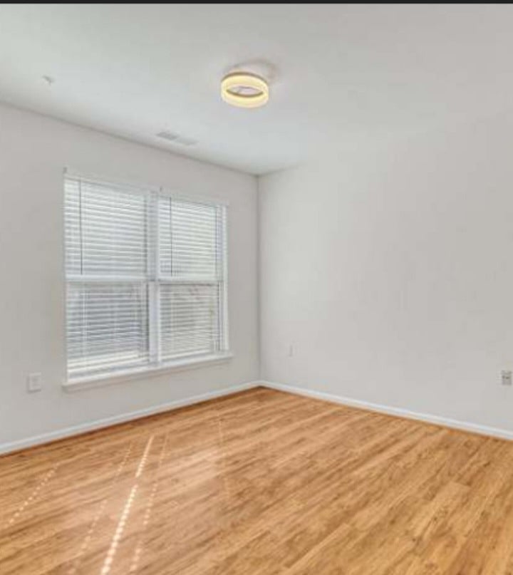Furnished Finder property 985843_1 photo 7