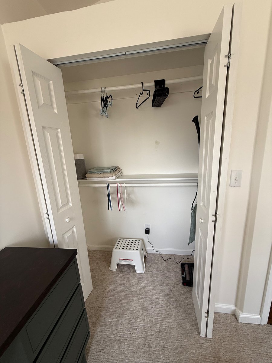 Closet in second bedroom