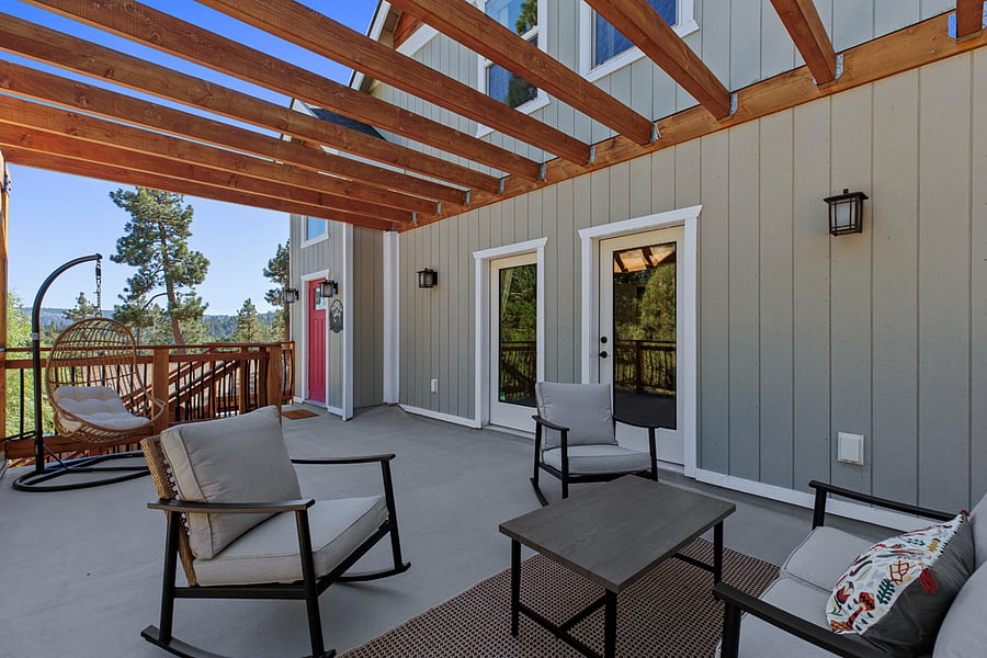 Front deck