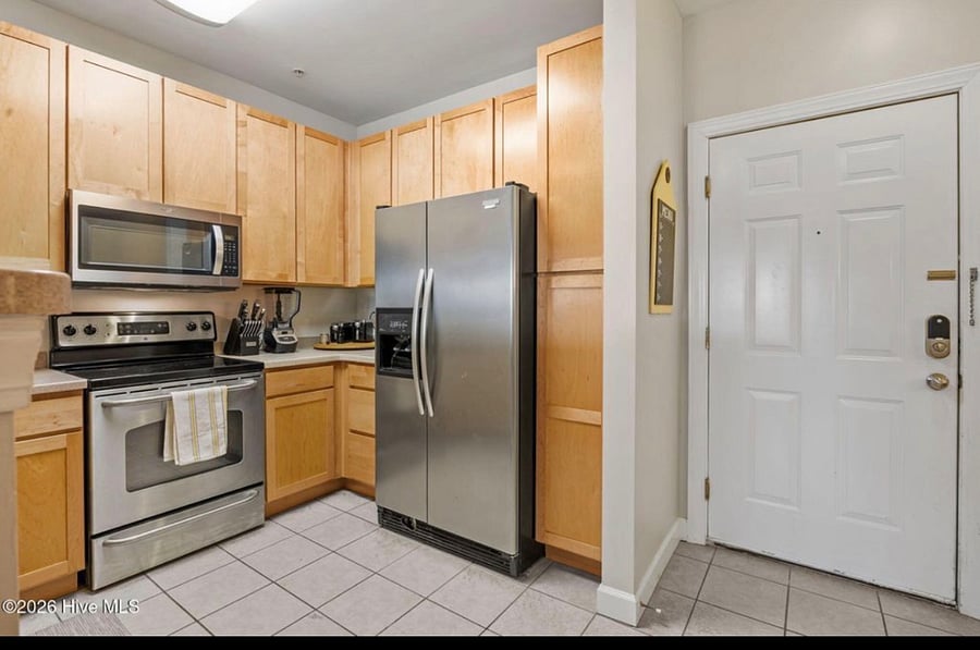 Furnished Finder property 986037_1 photo 3