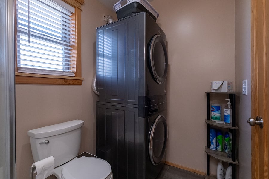 Washer Dryer
Laundry Center