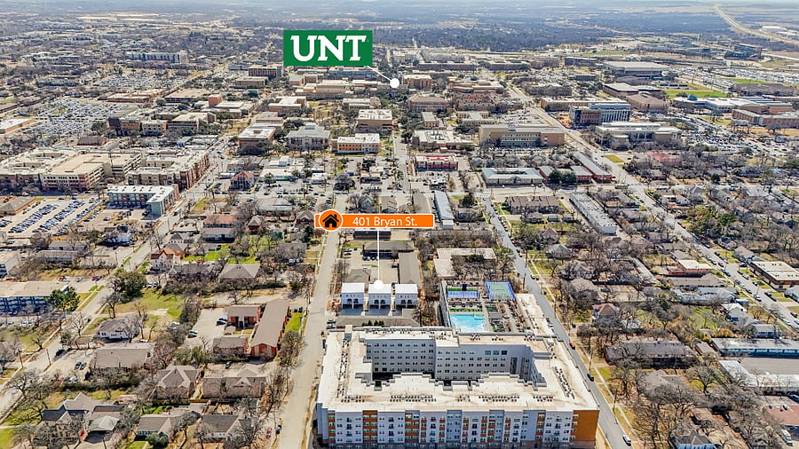 Less than 1/2 a mile to UNT.