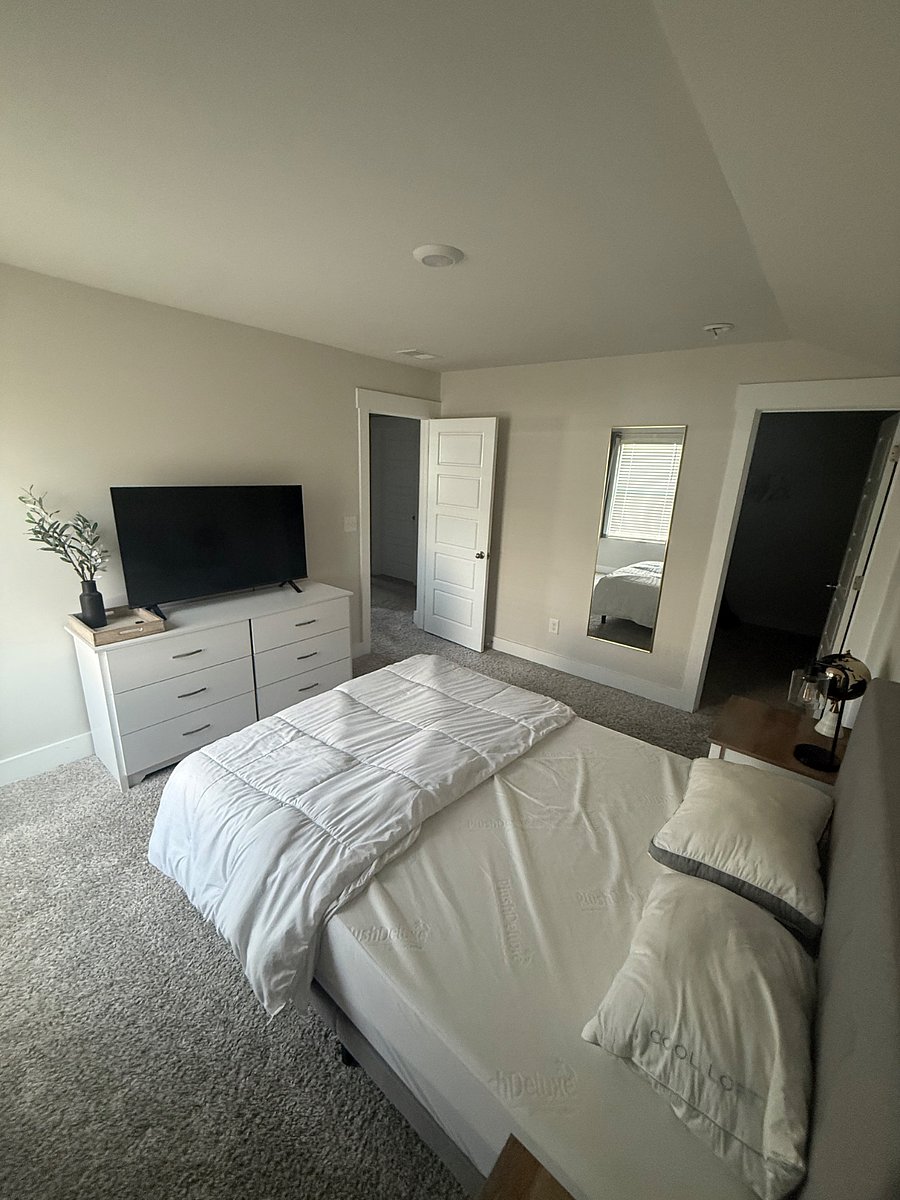 Furnished Finder property 986105_1 photo 5