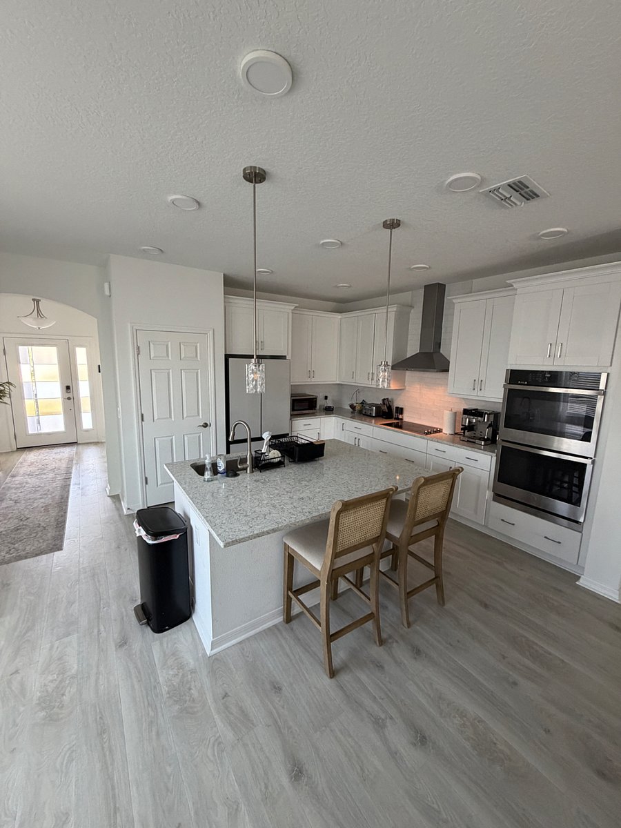 Furnished Finder property 986106_1 photo 7
