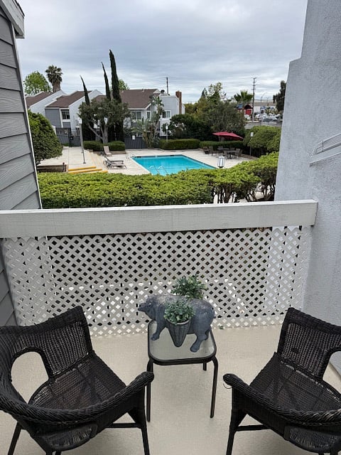 Furnished Finder property 986119_1 photo 4